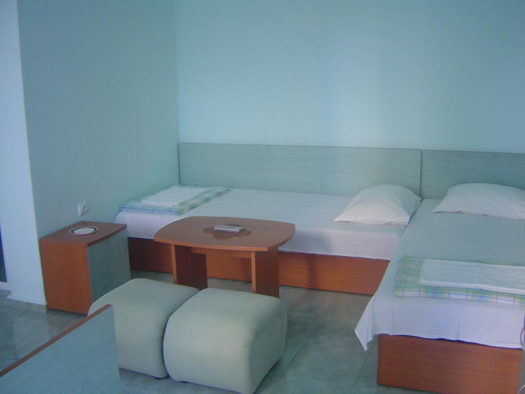 Guest House Dimovi Sozopol Exterior photo